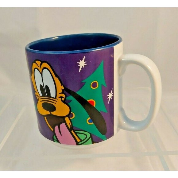 Disney PLUTO Christmas Tree Stars Disney Store 10 oz Ceramic Coffee Mug - Picture 5 of 7